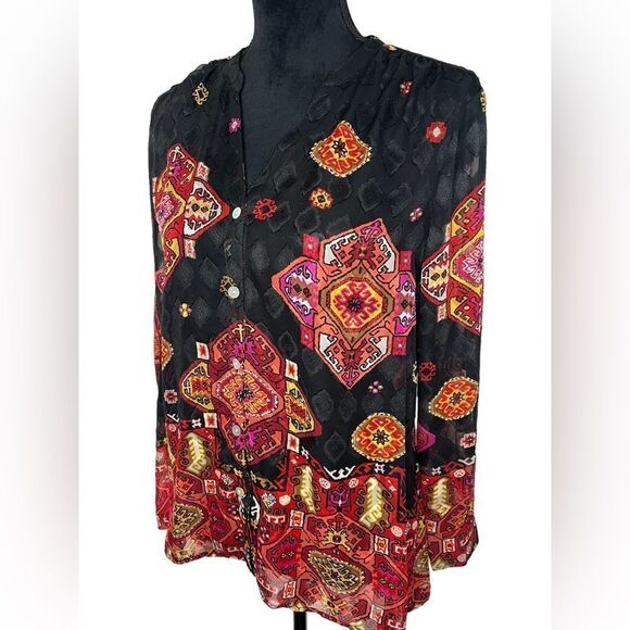 KATE SPADE BLACK/RED/PINK MEDALLION BUTTON UP ELEGANT BLOUSE WOMENS SIZE MEDIUM - Picture 4 of 10